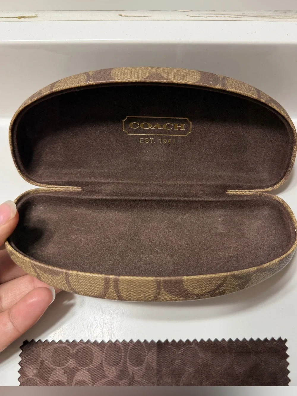 Coach signature brown
